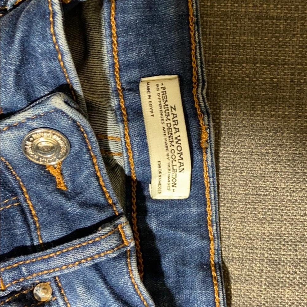 Jeans - Picture 2 of 2